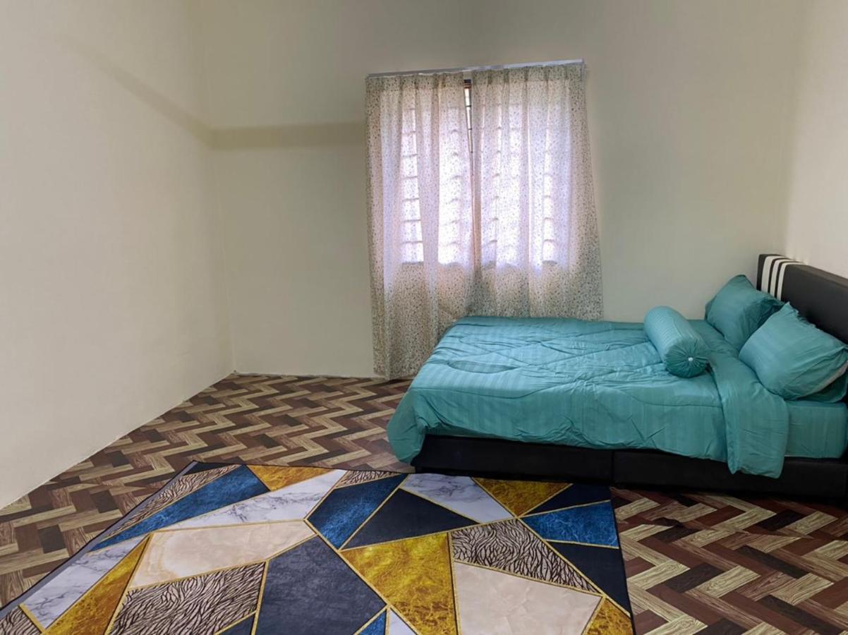 Homestay Sri Jasmine Каджанг Екстериор снимка